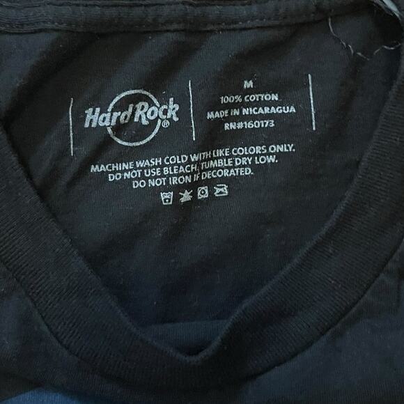 Hard Rock Cafe Santa Guitar Christmas T-Shirt, Men's Size M - Worn Once - Picture 2 of 4